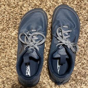 Altra Women’s Navy Athletic Shoes